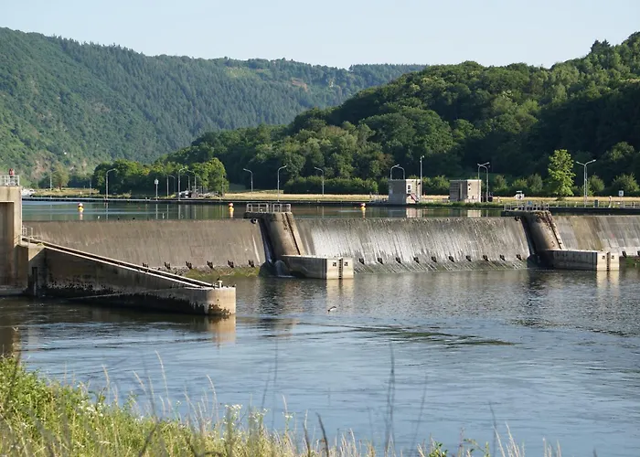 Lollo アパート エンキルヒ